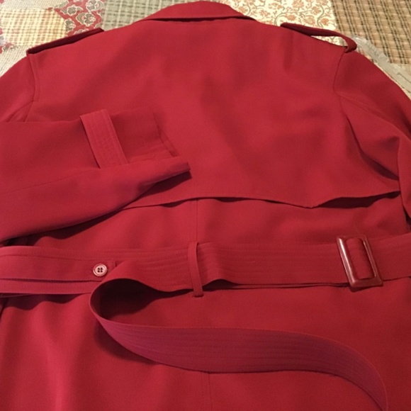 Red Oversized Coat - Picture 11 of 12